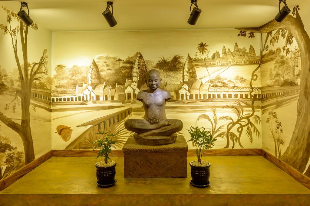 Double Leaf Boutique Hotel Пном Пен Екстериор снимка
