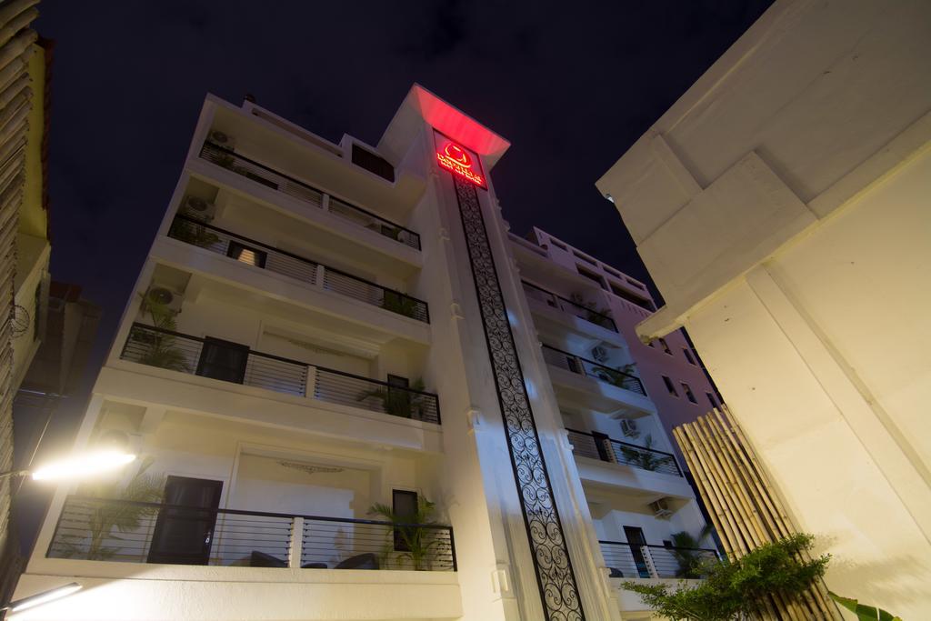 Double Leaf Boutique Hotel Пном Пен Екстериор снимка