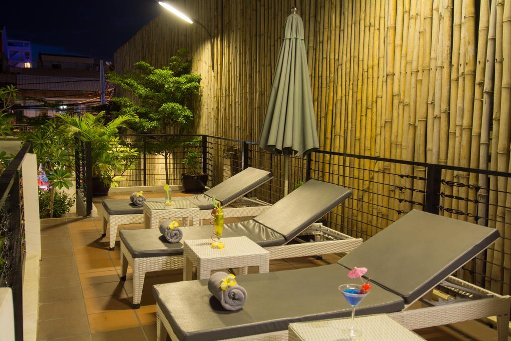Double Leaf Boutique Hotel Пном Пен Екстериор снимка